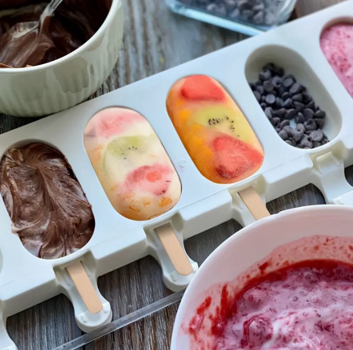 8-Cavity Ice-Lolly Mould
