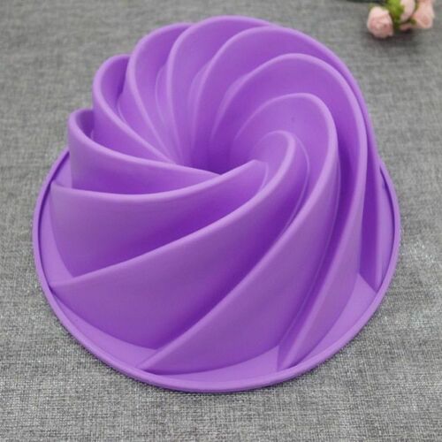 Twirl Cake Mould